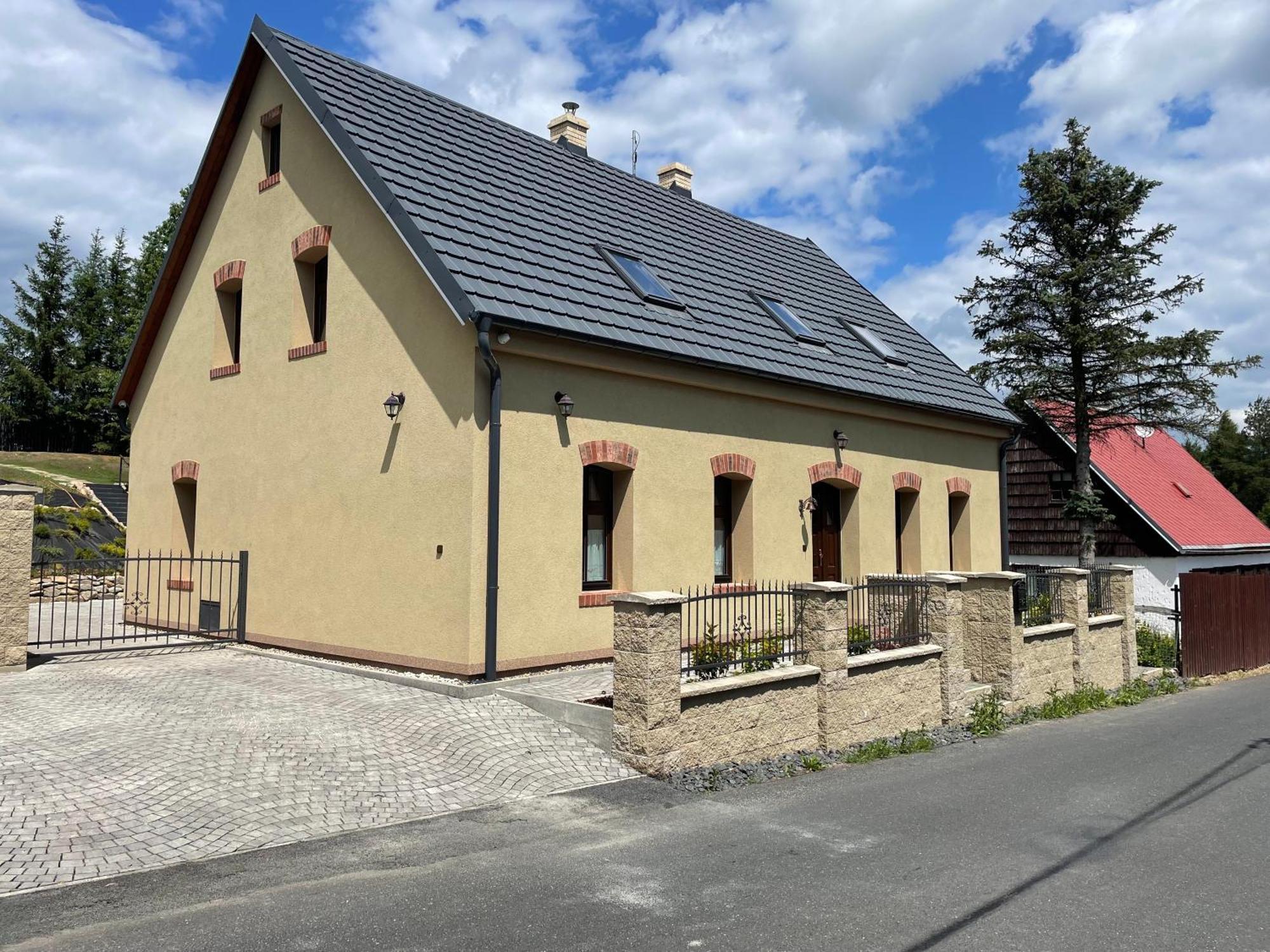 Chalupa Madla Kalek Buitenkant foto